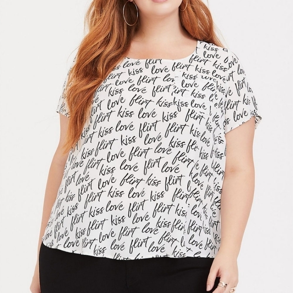 TORRID ABBEY - LOVE FLIRT WHITE GEORGETTE BUTTON-BACK BLOUSE plus size 2